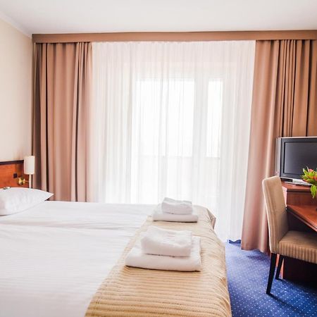 Gold Hotel Złotoryja Kültér fotó
